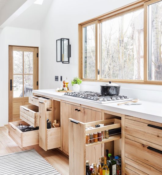 storage-ideas-designed-by-emily-henderson-design-photo-by-sara-tramp-ligorria-27-1559157395